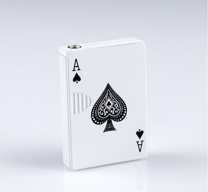 Зажигалка газовая "Туз", пьезо, 4 х 5.7 см 4503209