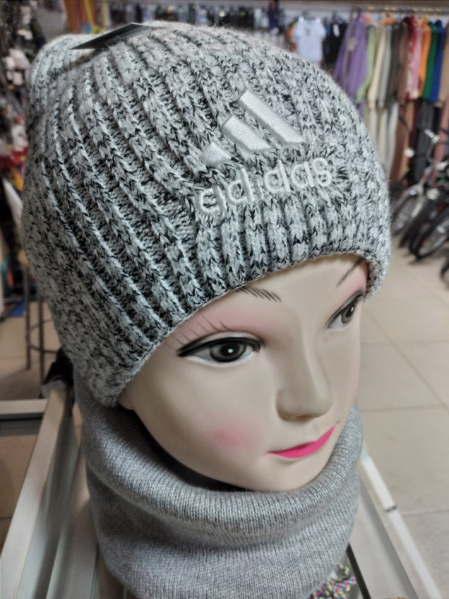 Шапка жен спорт